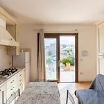 In With Private Terrace Apartament